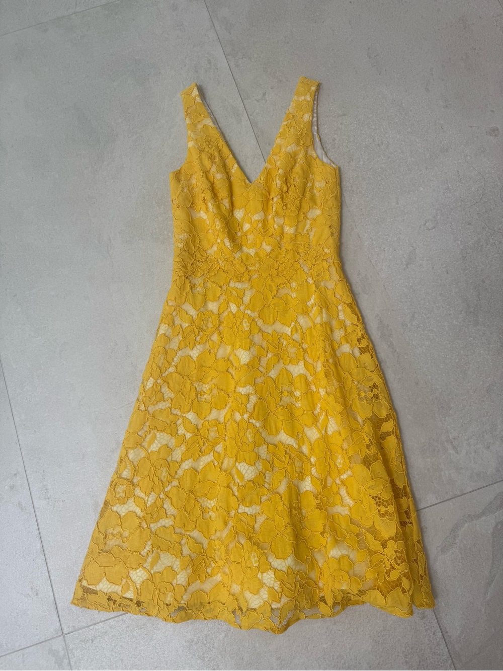 Monique Lhuillier Yellow Floral Lace Midi Dress